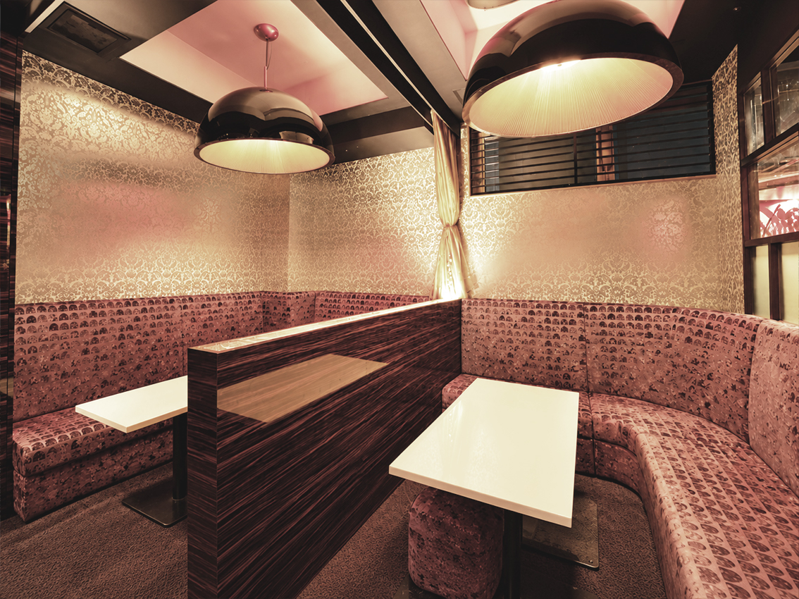CLUB ROOM